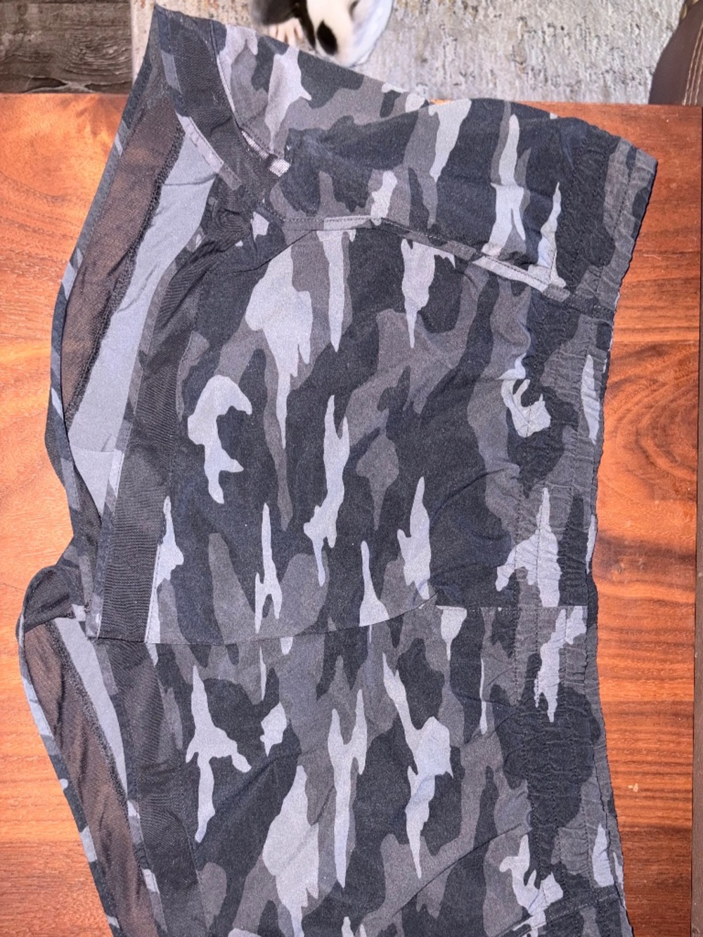 Mesh Racer Run Mid Rise 4" Short - Picture 2 of 4